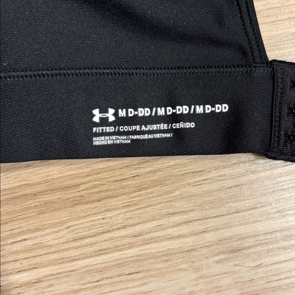 UA infinity high bra 2.0 medium D-DD - Picture 7 of 10